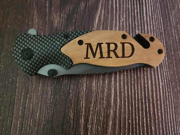 Personalized Engraved Pocket Knives