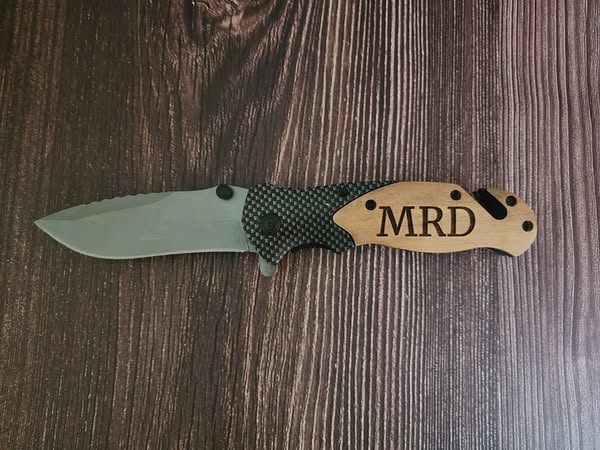 Personalized Engraved Pocket Knives